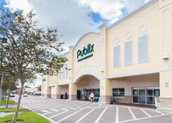 
                                	        Publix at St. Cloud
                                    