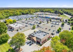 
                                	        Stop & Shop Plaza
                                    