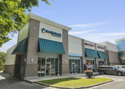 
                                	        Vineyard Shopping Center
                                    