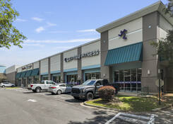 
                                	        Vineyard Shopping Center
                                    
