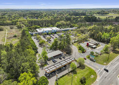 
                                	        Vineyard Shopping Center
                                    